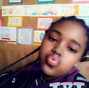 Meet your Posher, Ciara